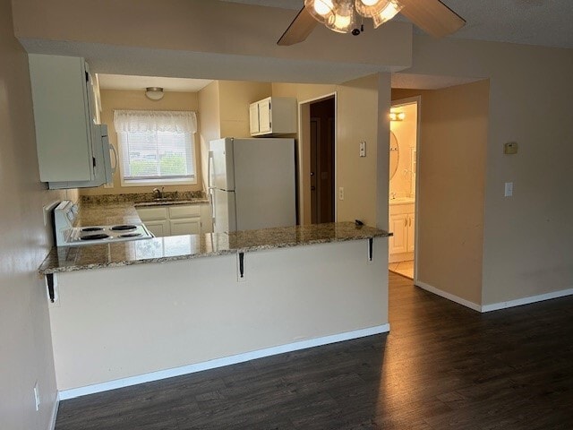 Building Photo - 681 E Burnsville Pkwy