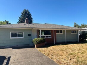 Building Photo - Charming 4 bedroom home in Independence