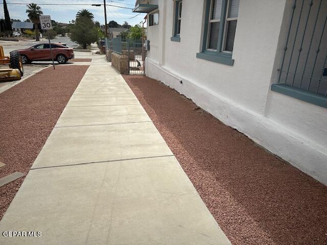 Building Photo - 4222 Pershing Dr