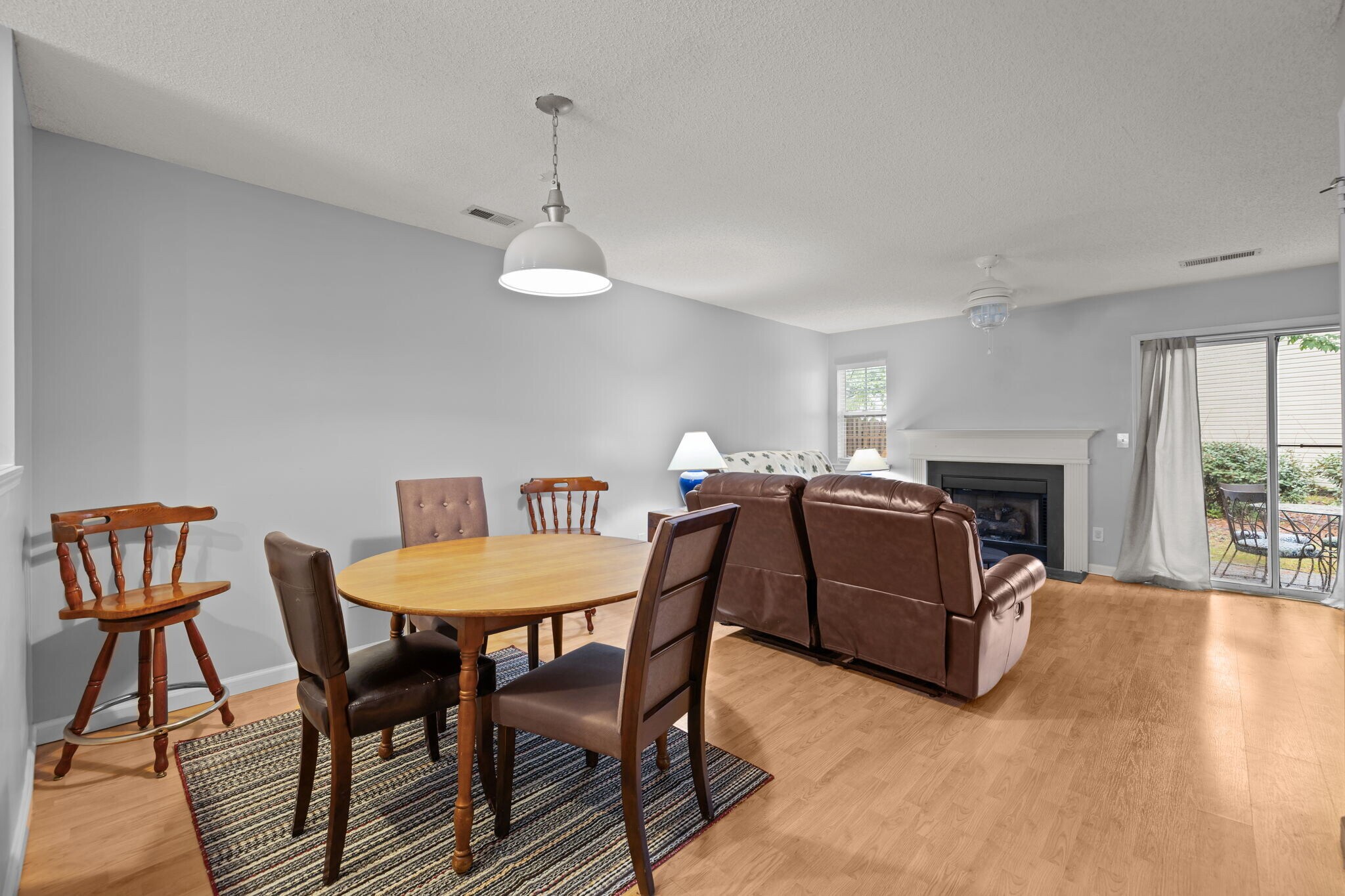 Building Photo - 2210 Cigar Ct