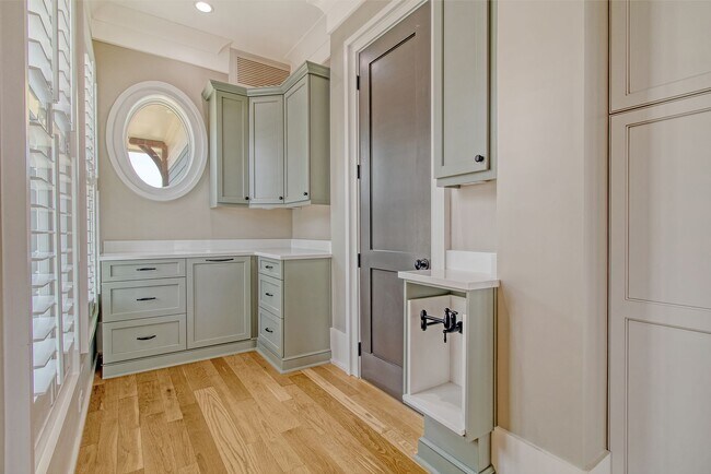 Building Photo - 4 Bedroom 4.5 Bath Home in Dunes West - Mt...