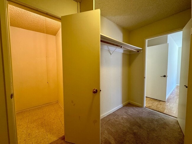 Building Photo - Expansive Corner Unit at Watergate with a ...