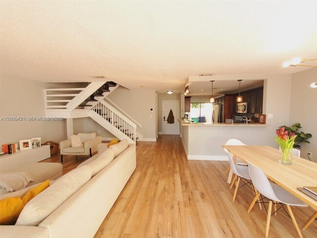 Building Photo - 3619 Torremolinos Ave