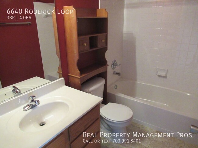 Building Photo - 6640 Roderick Loop