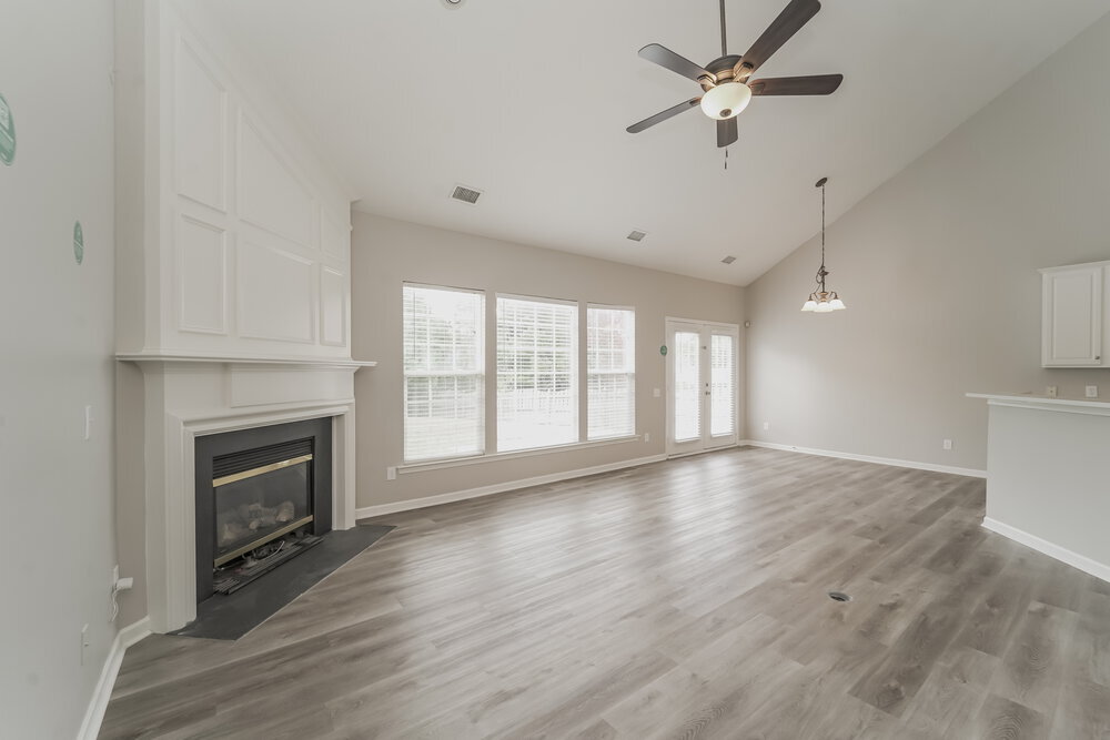 Building Photo - 10528 Adlin Ave
