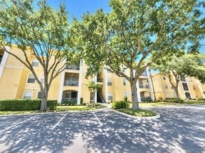 Building Photo - Maitland - 2 Bedroom, 2 Bathroom - $1,950.00