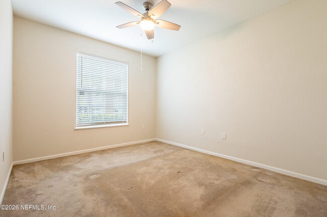 Building Photo - 7990 Baymeadows Cir E