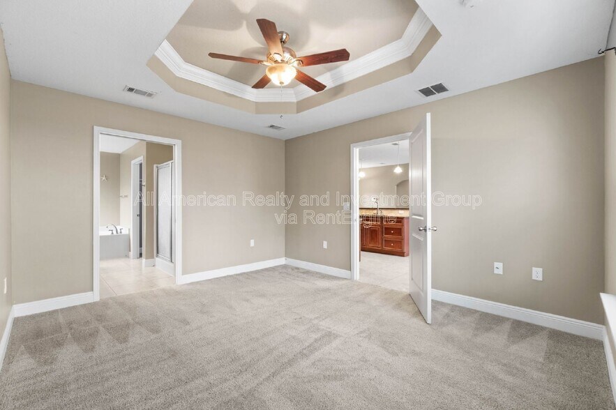 Building Photo - 247 Terrance Ln