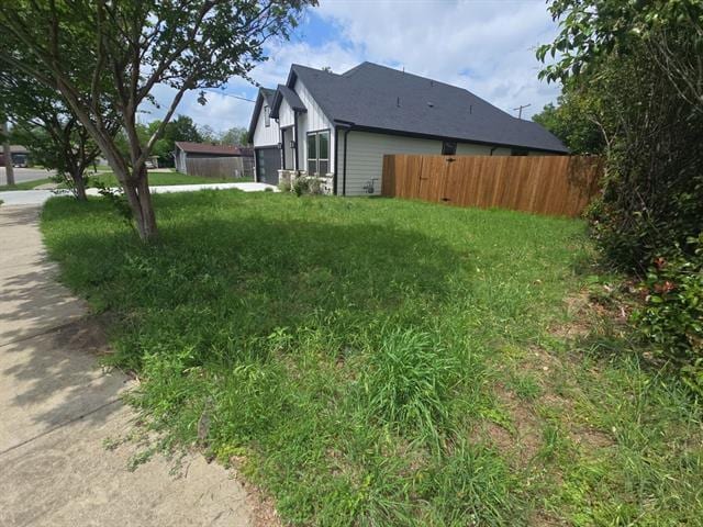 Building Photo - 1609 Sharon St