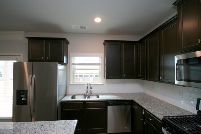 Building Photo - 7921 Gabriela Dr NW