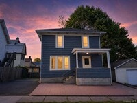 Building Photo - 39 Crescent Pl