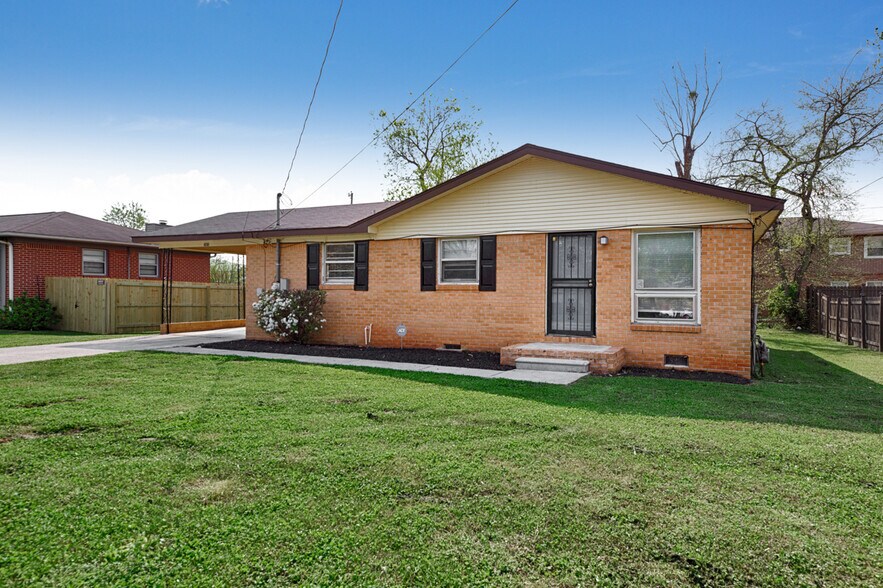 Building Photo - 4318 Balwin Dr SW