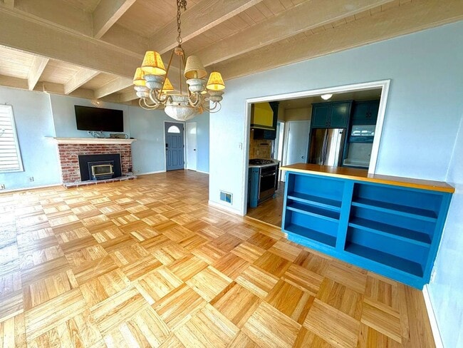Building Photo - Clean 3 Bedroom, 1 Bath with Bonus Room- Walk to Westmoor High School, Open House, July 9th 4-6PM