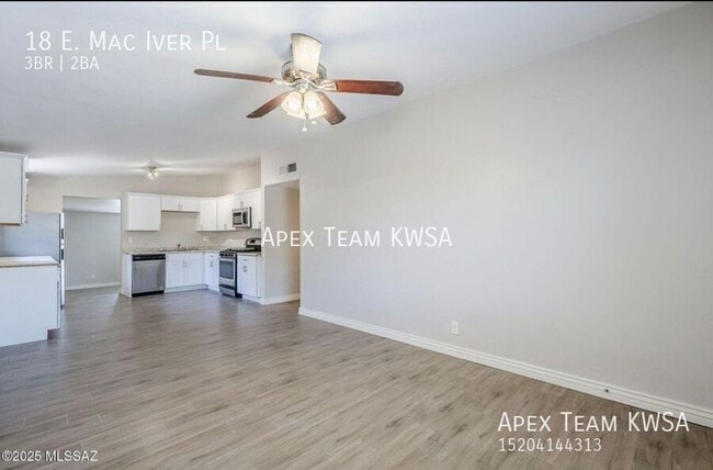 Building Photo - 18 E Mac Iver Pl