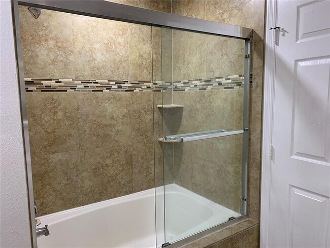 Building Photo - 10416 White Lake Ct