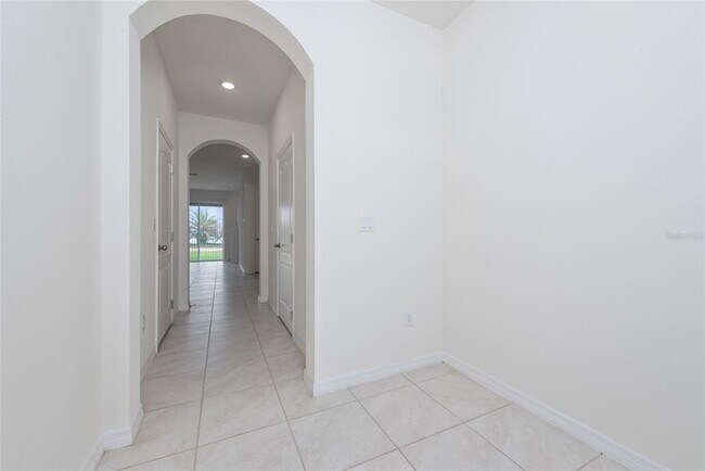 Building Photo - 1153 Blue Jay Dr