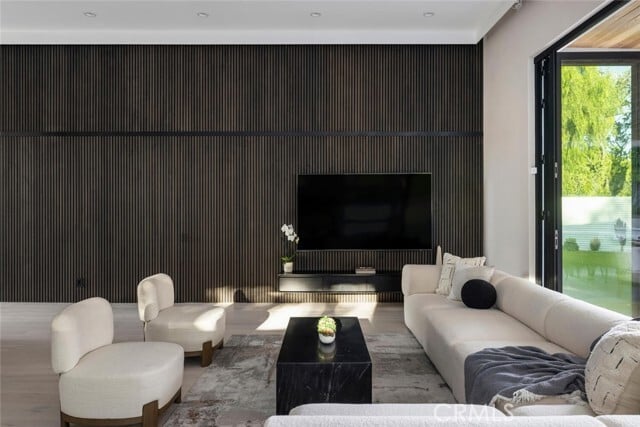 Building Photo - 22020 Alizondo Dr