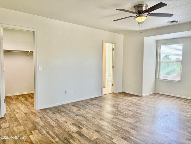 Building Photo - 17279 N 184th Dr