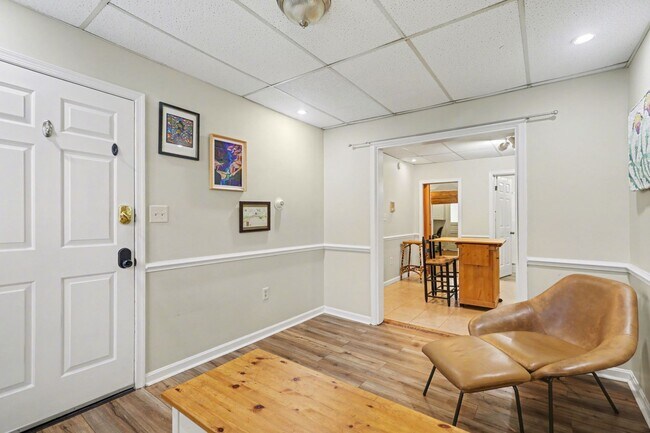 Building Photo - One bed, partially furnished, all utilities included