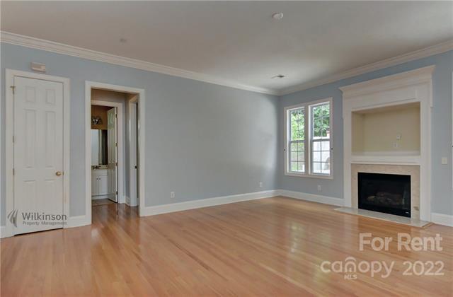 Building Photo - 8016 Lansford Rd