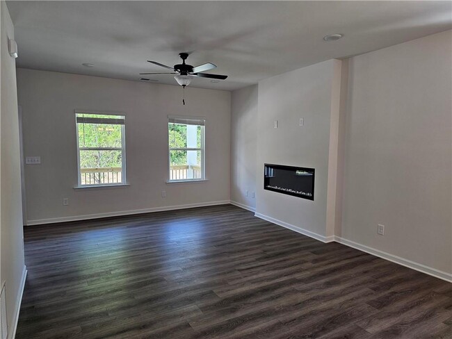 Building Photo - 1666 Eagle Dr
