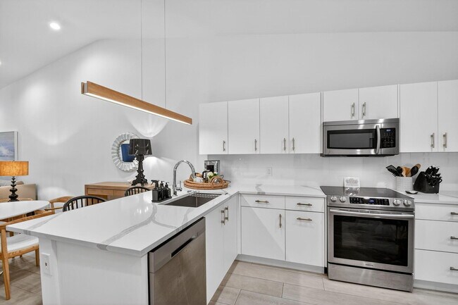 Building Photo - 2904 Spanish Trail