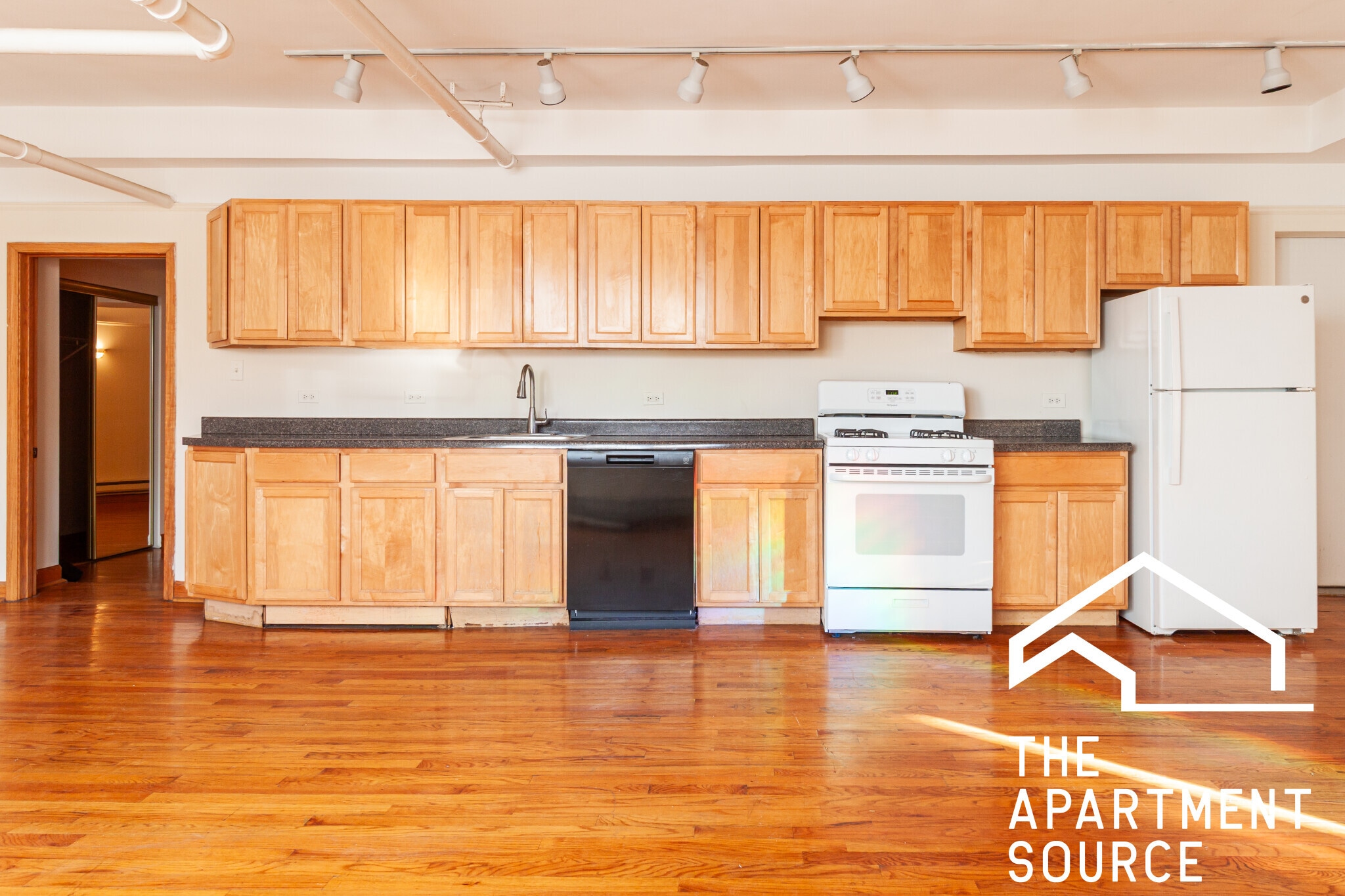 Building Photo - 3820 N Sheffield Ave