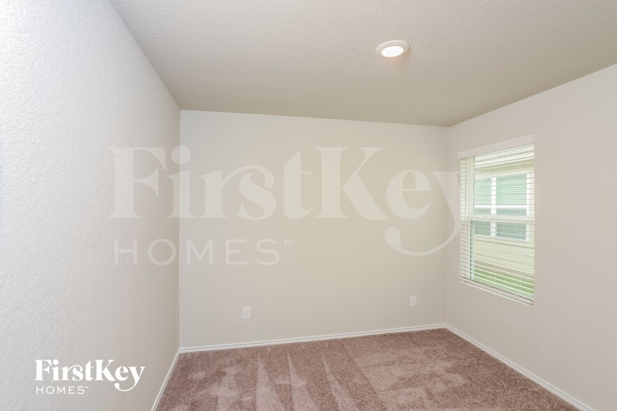 Building Photo - 1718 Morse Way