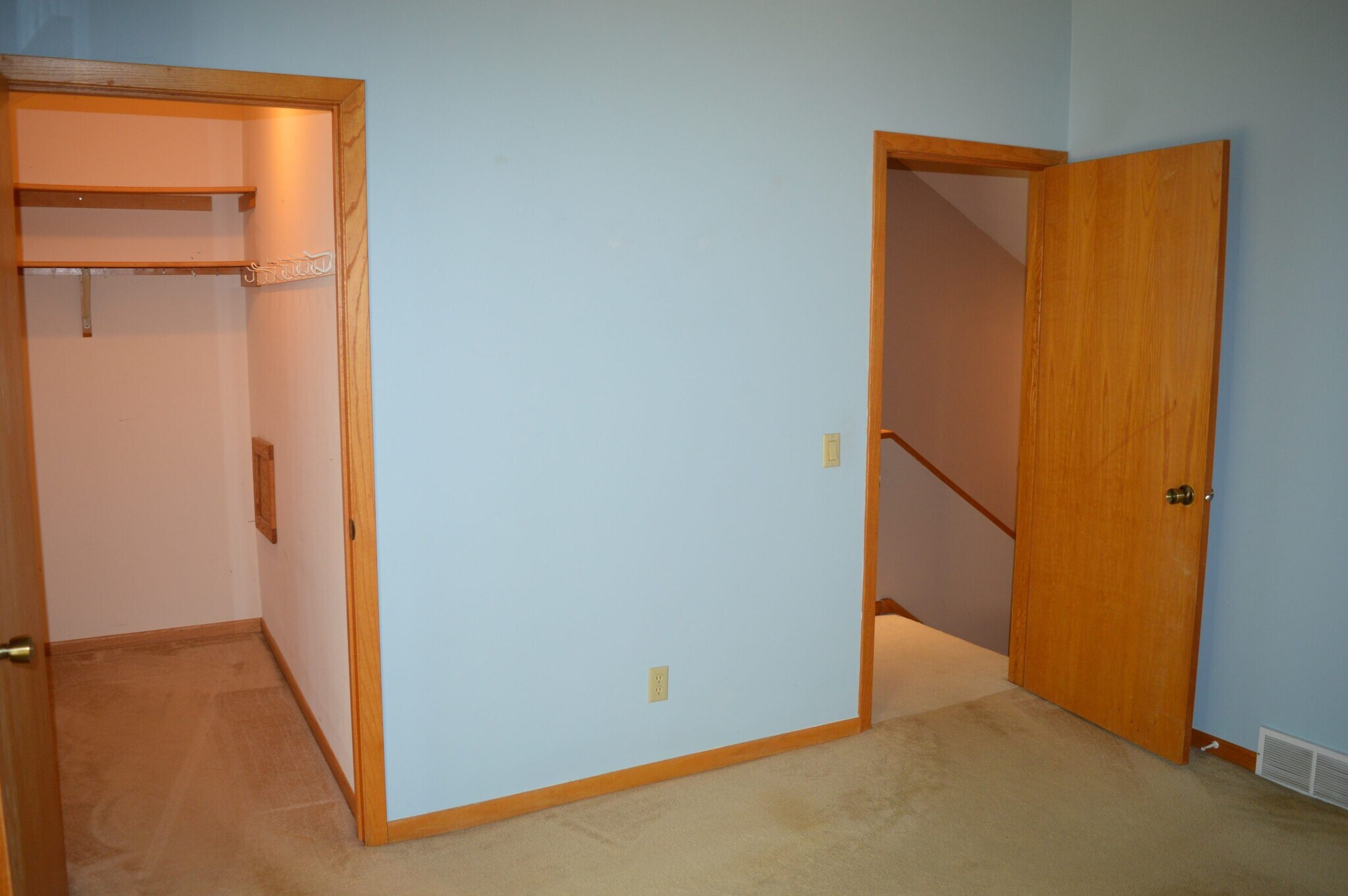 Building Photo - 143 Ponwood Cir