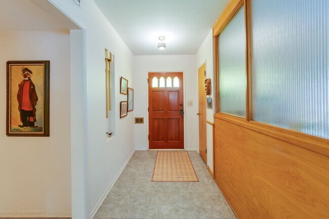 Building Photo - 3105 Barnett St