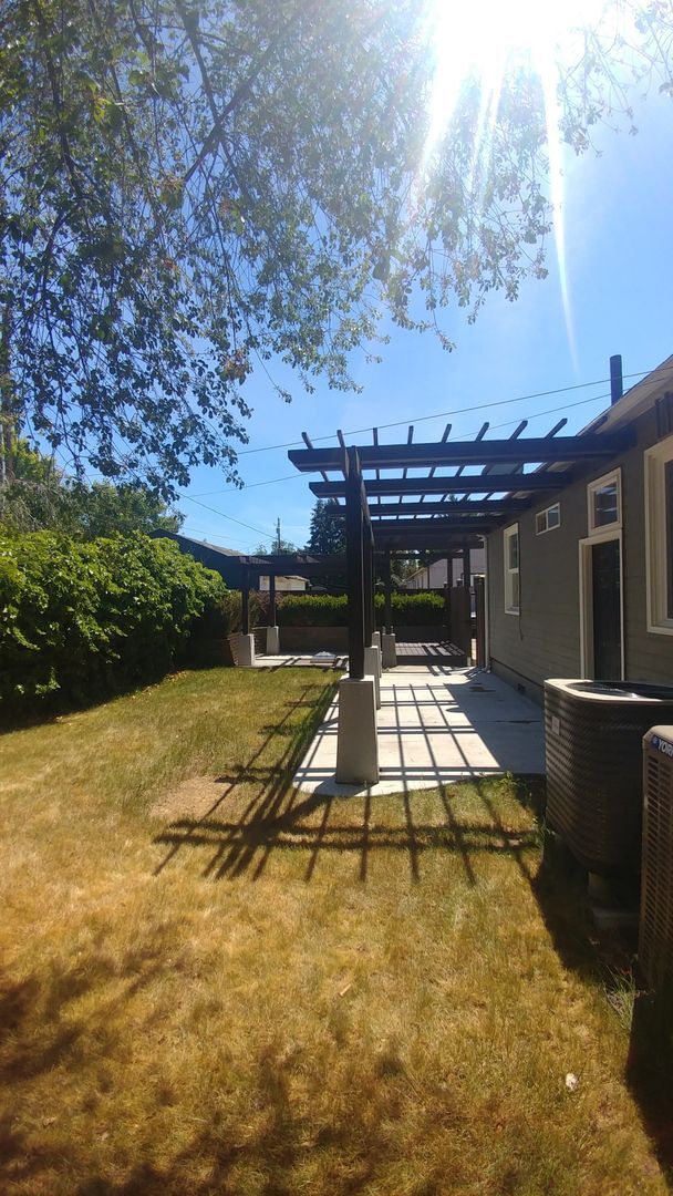Building Photo - Charming Richland Home with Spacious Layou...