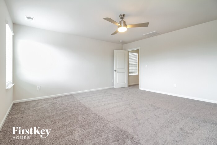 Building Photo - 710 Ridgemoor Trl