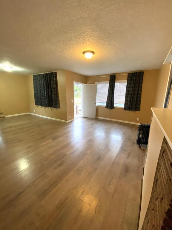 Building Photo - 513 NW Brook St