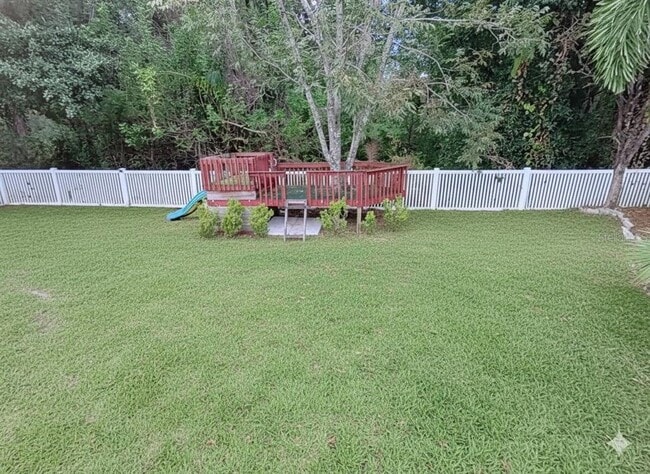 Building Photo - 3201 Saturn Ct