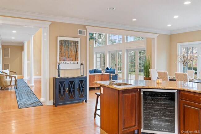 Building Photo - 2995 Laurel Trail