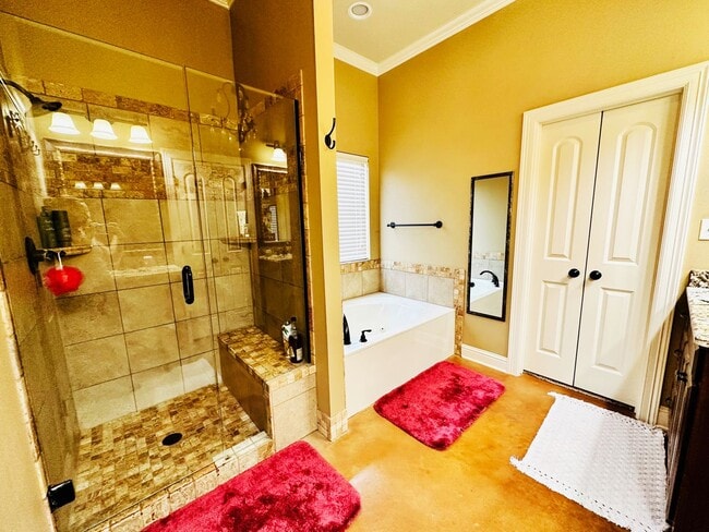 Building Photo - 459 Long Acre Dr