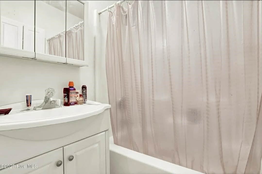 Building Photo - 107 Millhouse Rd