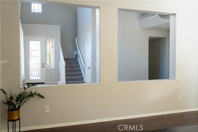 Building Photo - 36719 Torrey Pines Dr