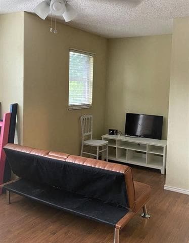 Building Photo - 1807 Spinnaker Way