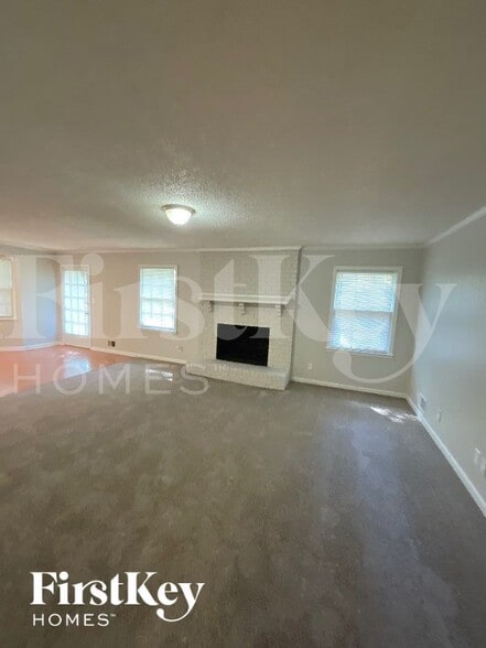 Building Photo - 1393 Panola Rd