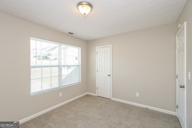 Building Photo - 503 Carlton Pointe Dr