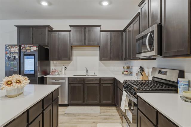 Building Photo - 2137 Crooked Bow Dr