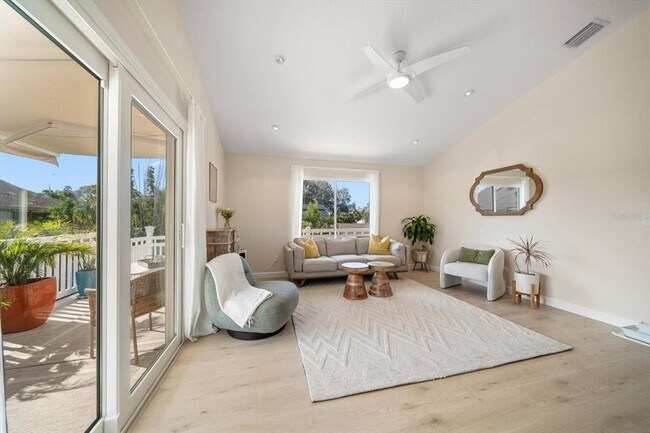 Building Photo - 109 Peterson Ln