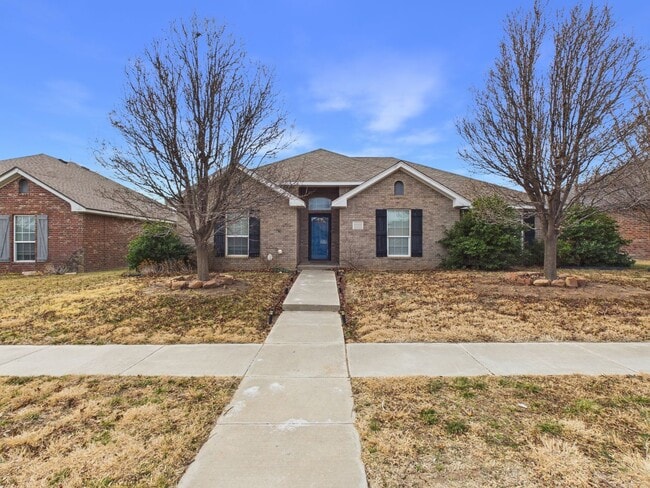 Building Photo - 4/2/2 in City View!