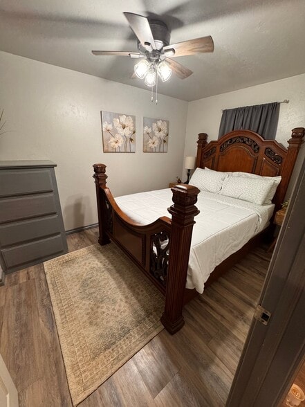 Building Photo - 1207 W Gore Blvd