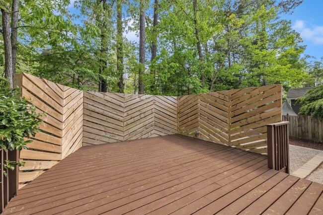 Building Photo - 106 London Plain Ct