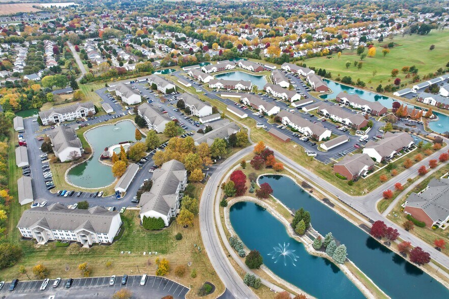 Parkview Apartments 5400 Diamond Loch Columbus OH 43228 Apartment