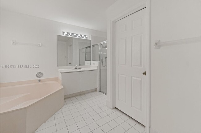 Building Photo - 17491 SW 33rd St