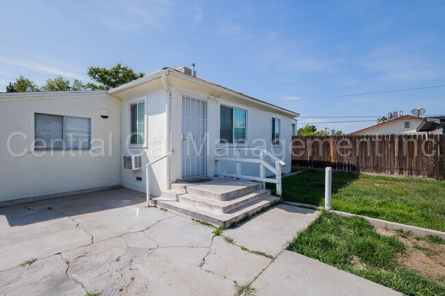 Primary Photo - 2 Bedroom/1 Bath Home - $1250 per month!