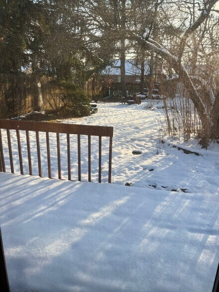 Building Photo - 1729 Prairie Cir